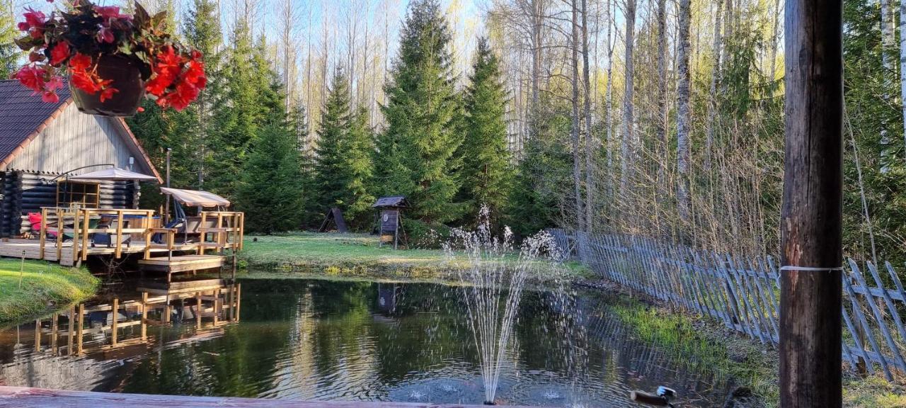Atsikivi Puhketalu Hotel Häädemeeste Bagian luar foto