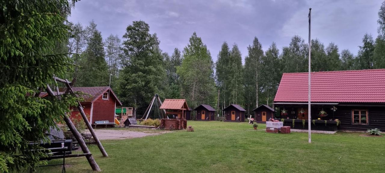 Atsikivi Puhketalu Hotel Häädemeeste Bagian luar foto