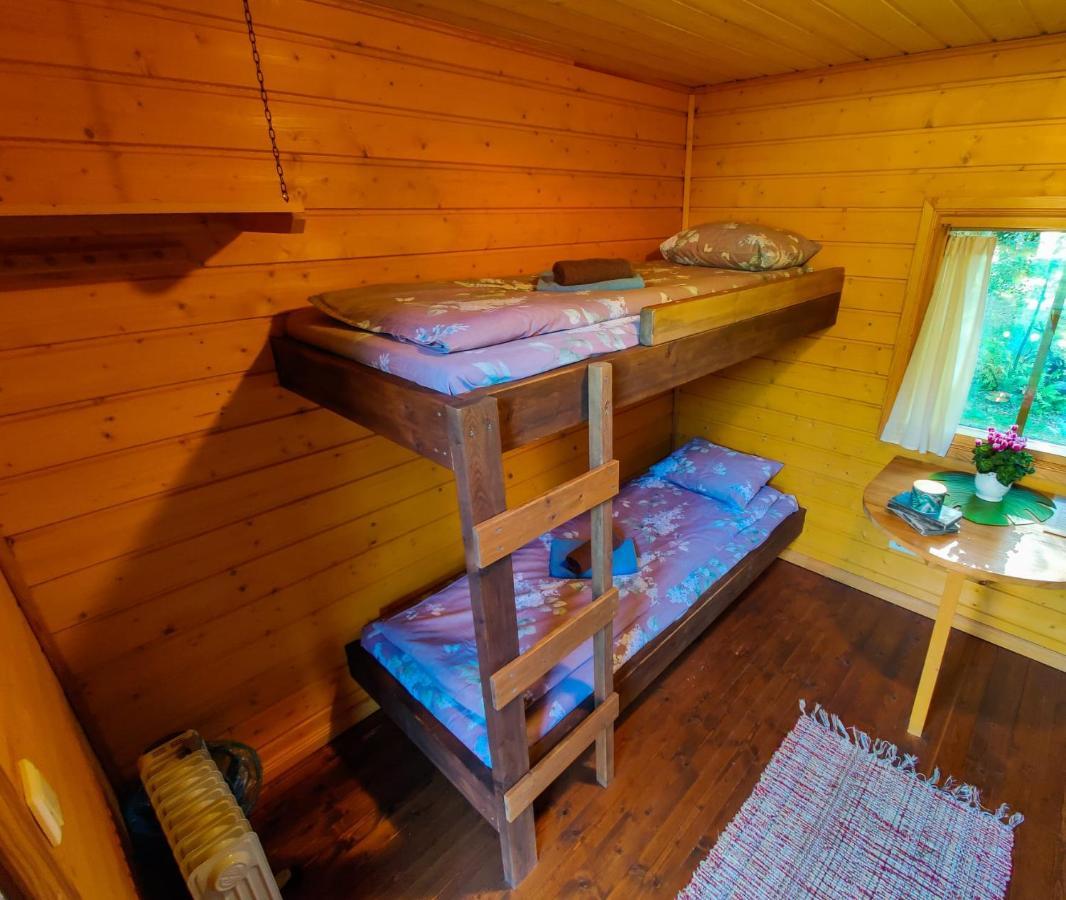 Atsikivi Puhketalu Hotel Häädemeeste Bagian luar foto