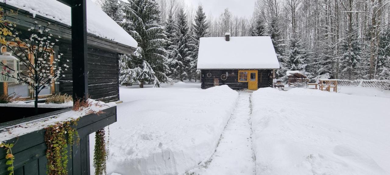 Atsikivi Puhketalu Hotel Häädemeeste Bagian luar foto