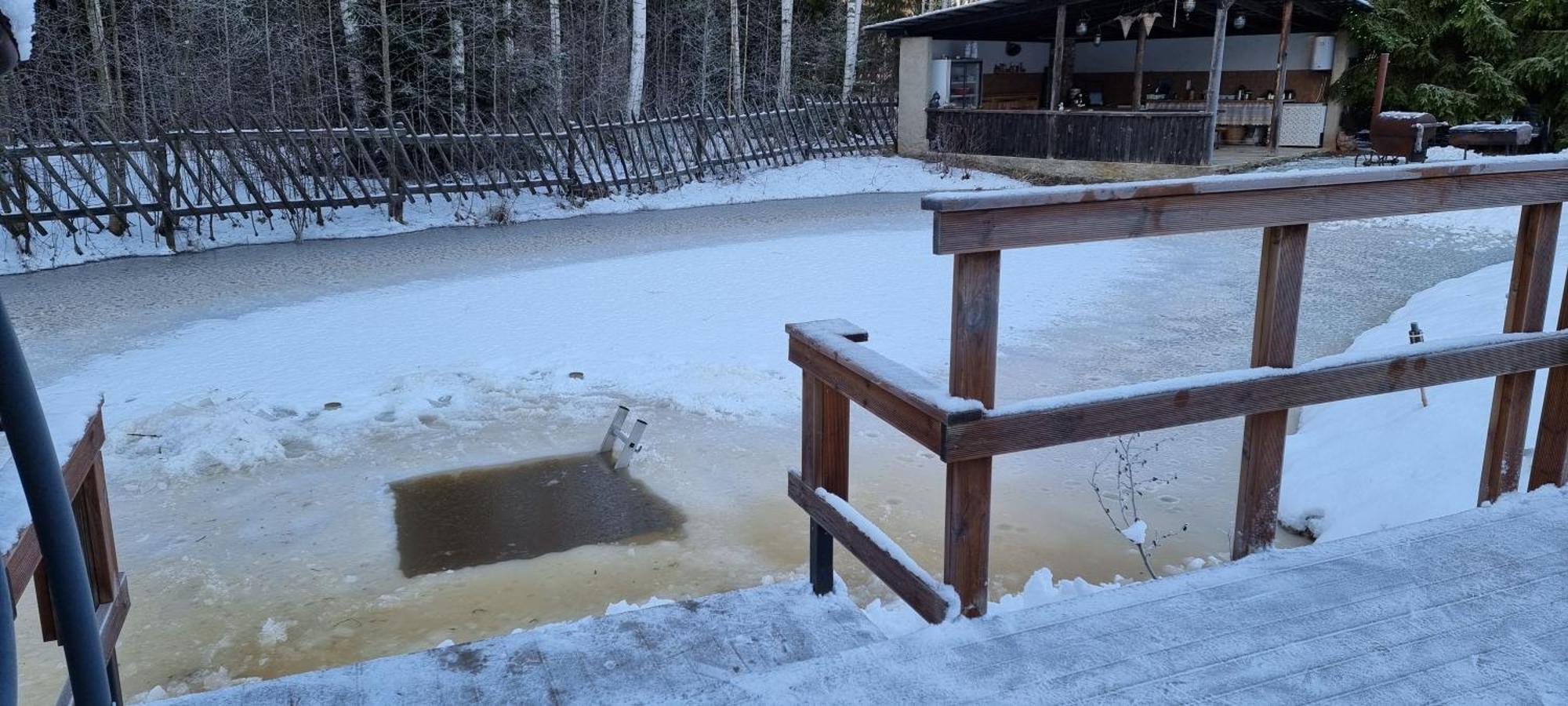 Atsikivi Puhketalu Hotel Häädemeeste Ruang foto